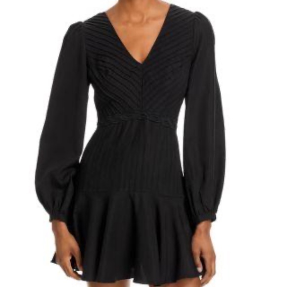 Aqua Dresses & Skirts - NWT Aqua flippy long sleeve mini dress, black